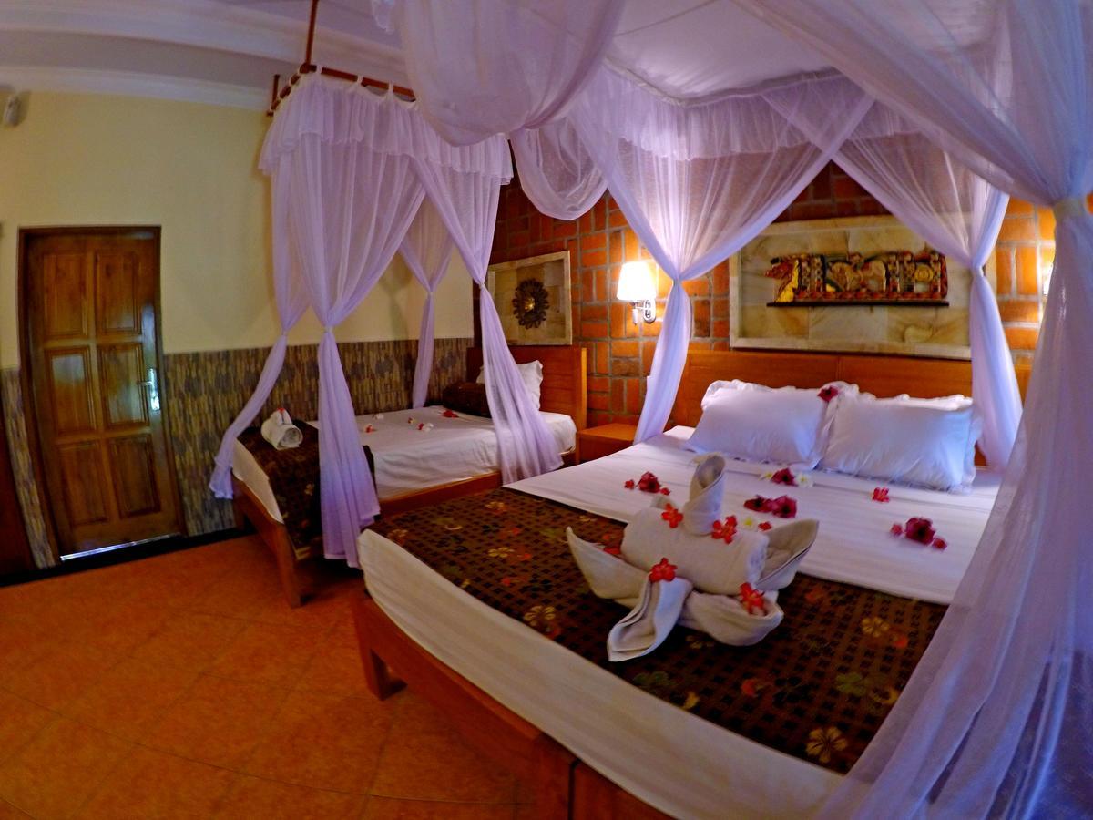 แมน คอตเทจ แอนด์ สปา Hotel เปมูเตรัน ภายนอก รูปภาพ